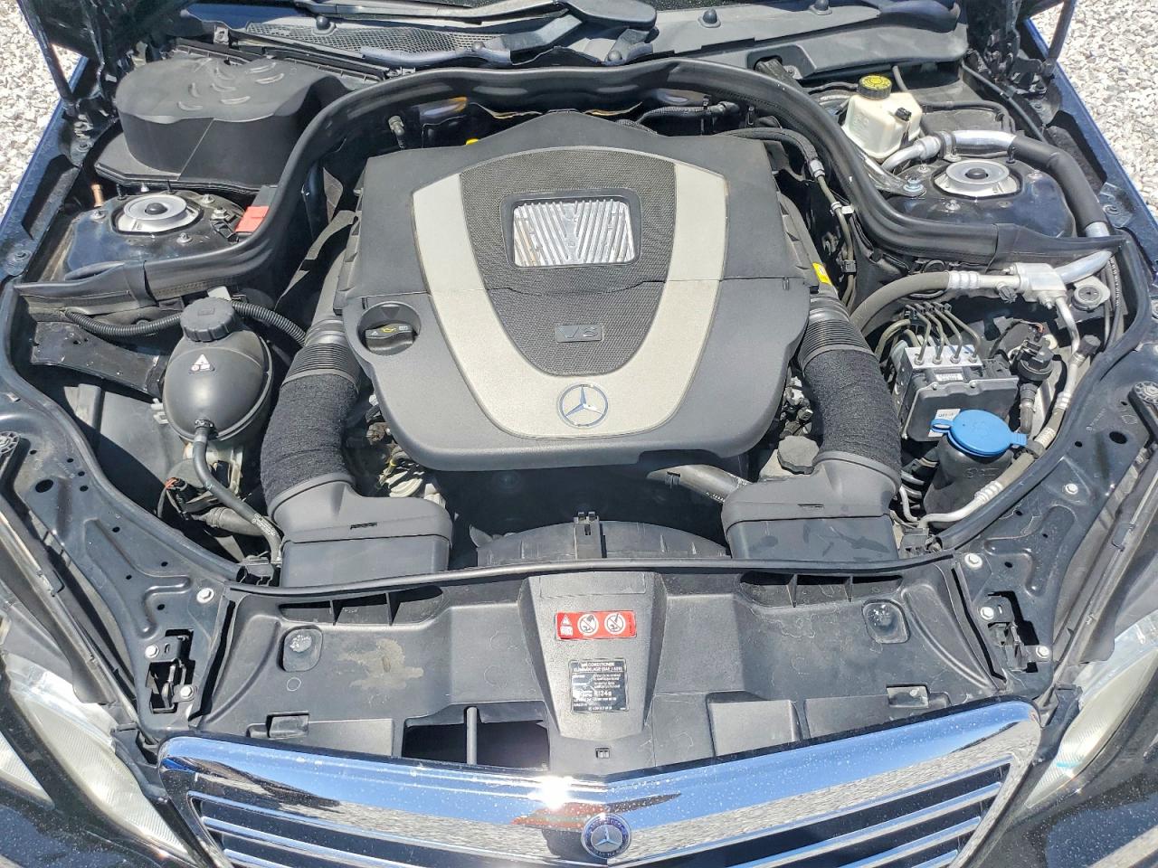 2011 Mercedes-benz E 350 Black vin: WDDHF5GBXBA417442
