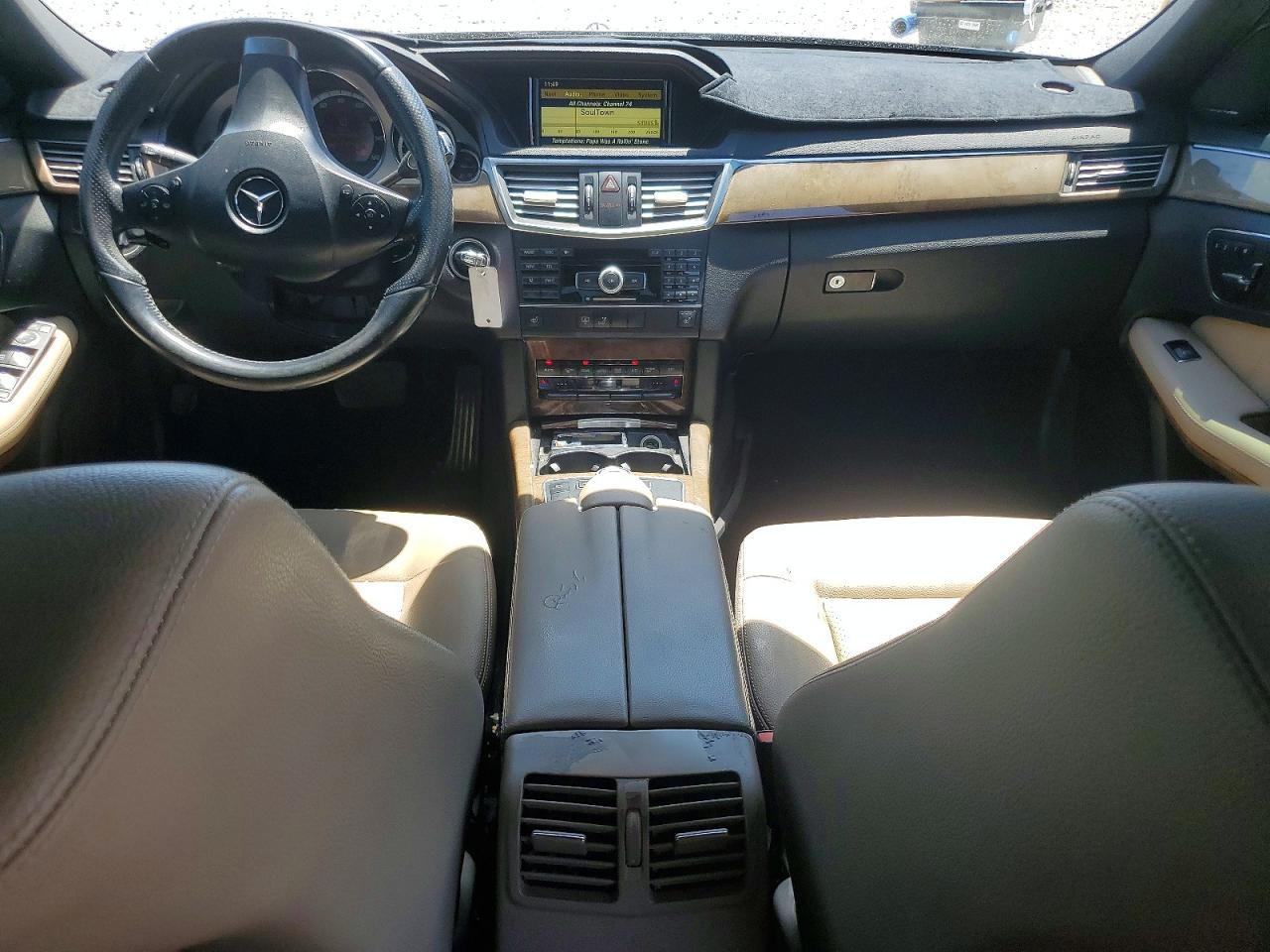 2011 Mercedes-benz E 350 Black vin: WDDHF5GBXBA417442