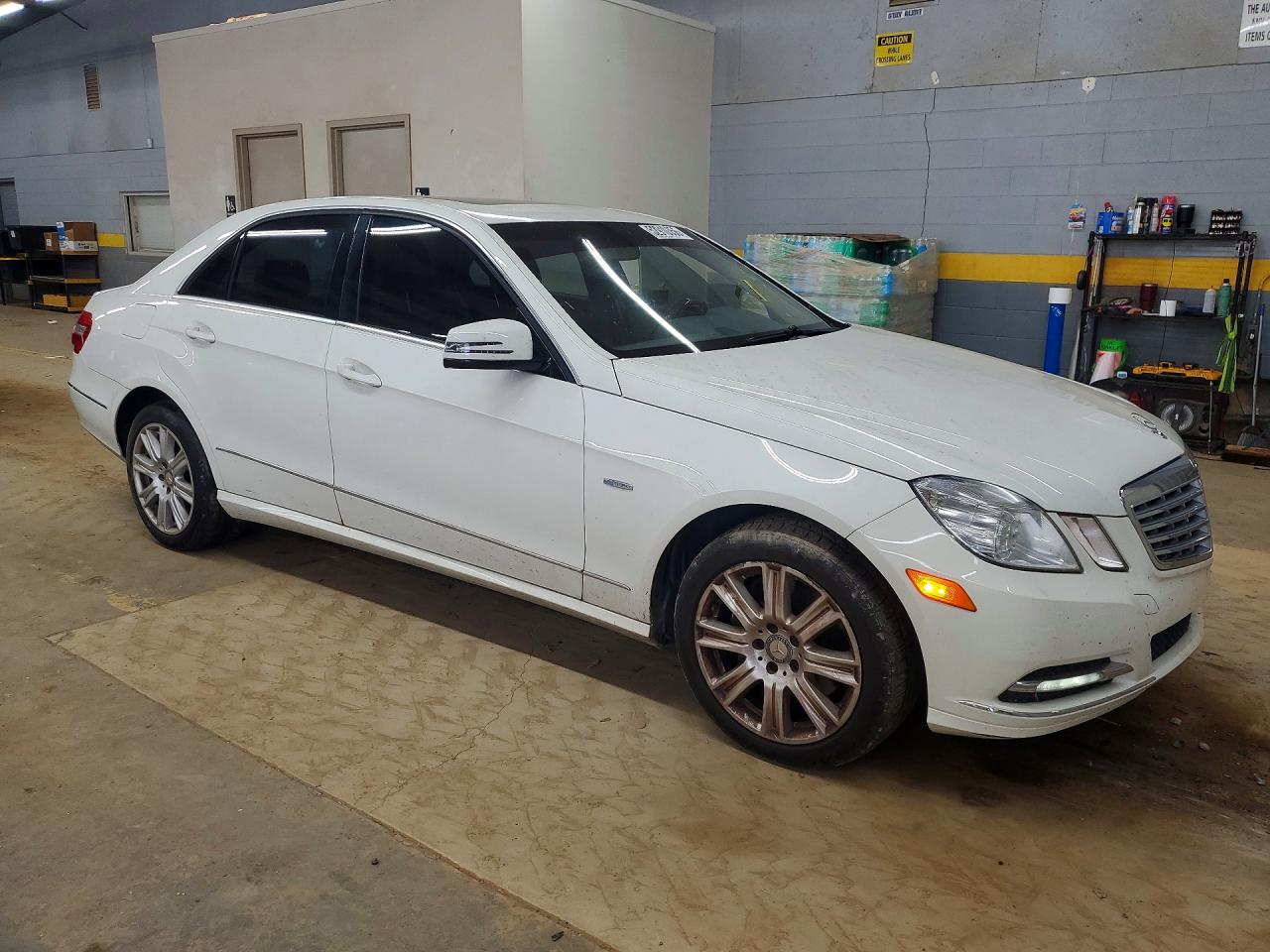 2012 Mercedes-benz E 350 Белый vin: WDDHF5KB0CA559498