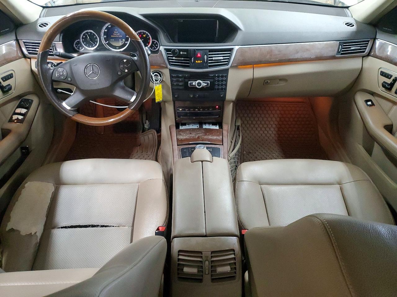 2012 Mercedes-benz E 350 Белый vin: WDDHF5KB0CA559498