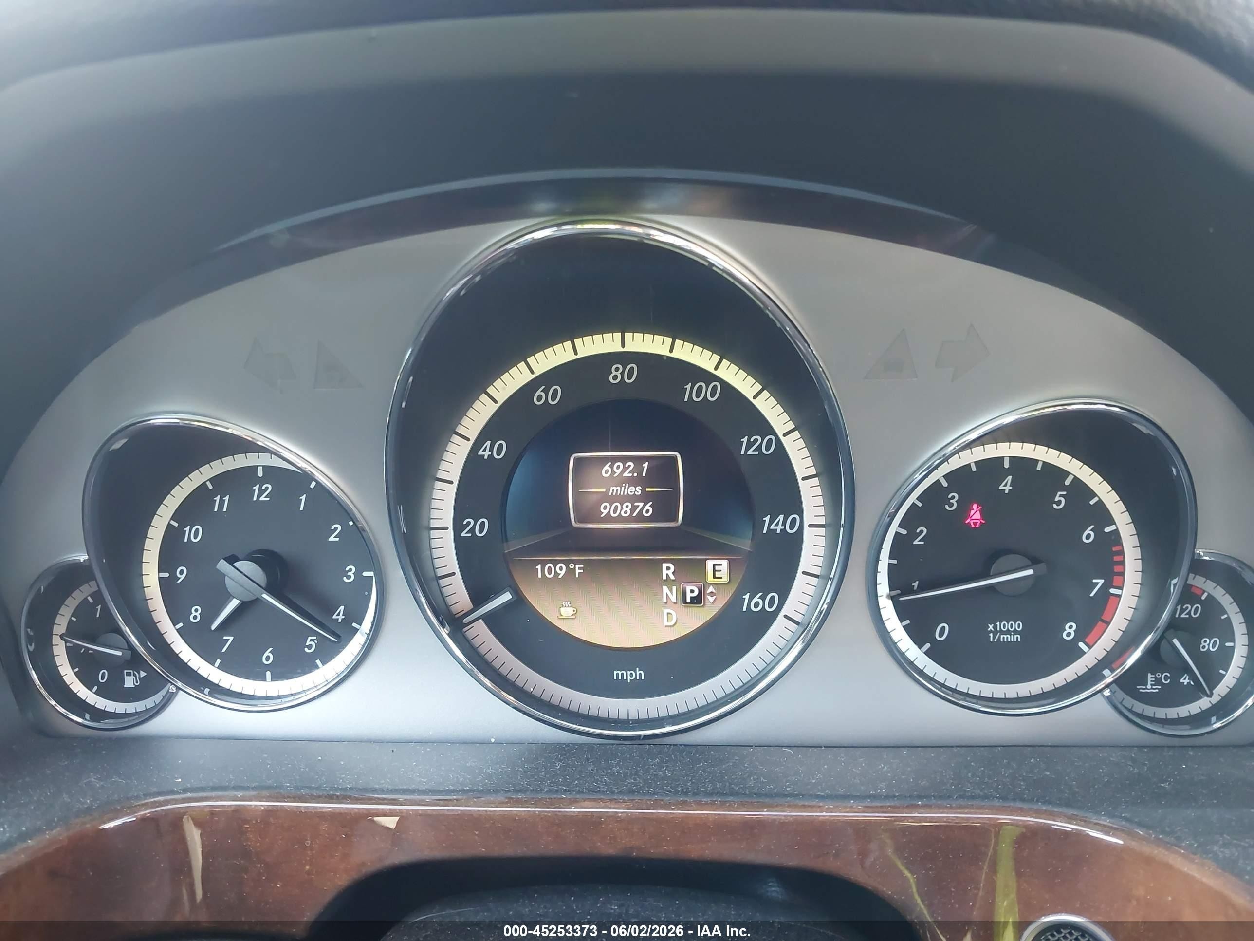 2012 Mercedes-benz E 350   Черный vin: WDDHF5KB0CA583784
