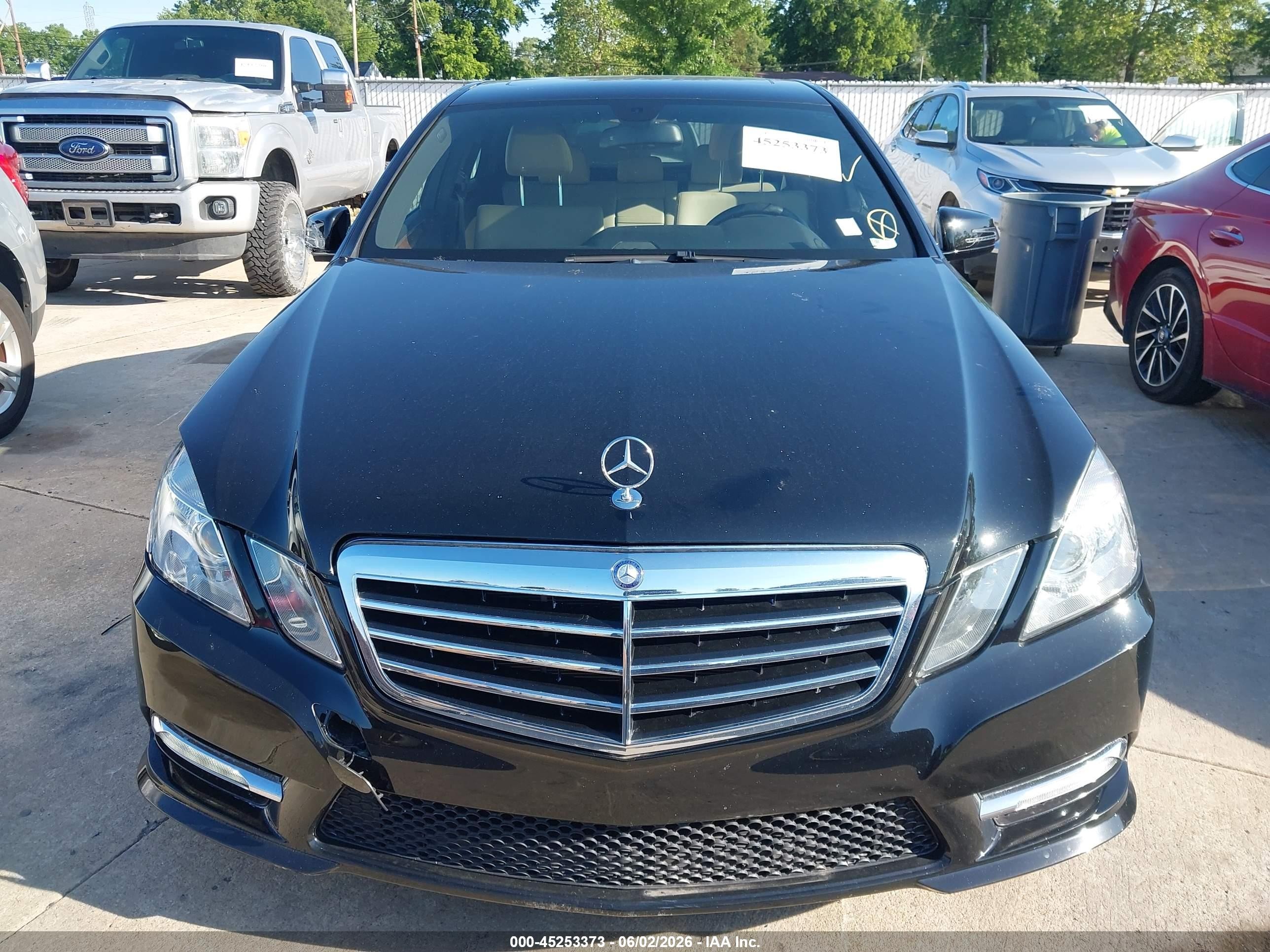 2012 Mercedes-benz E 350   Черный vin: WDDHF5KB0CA583784