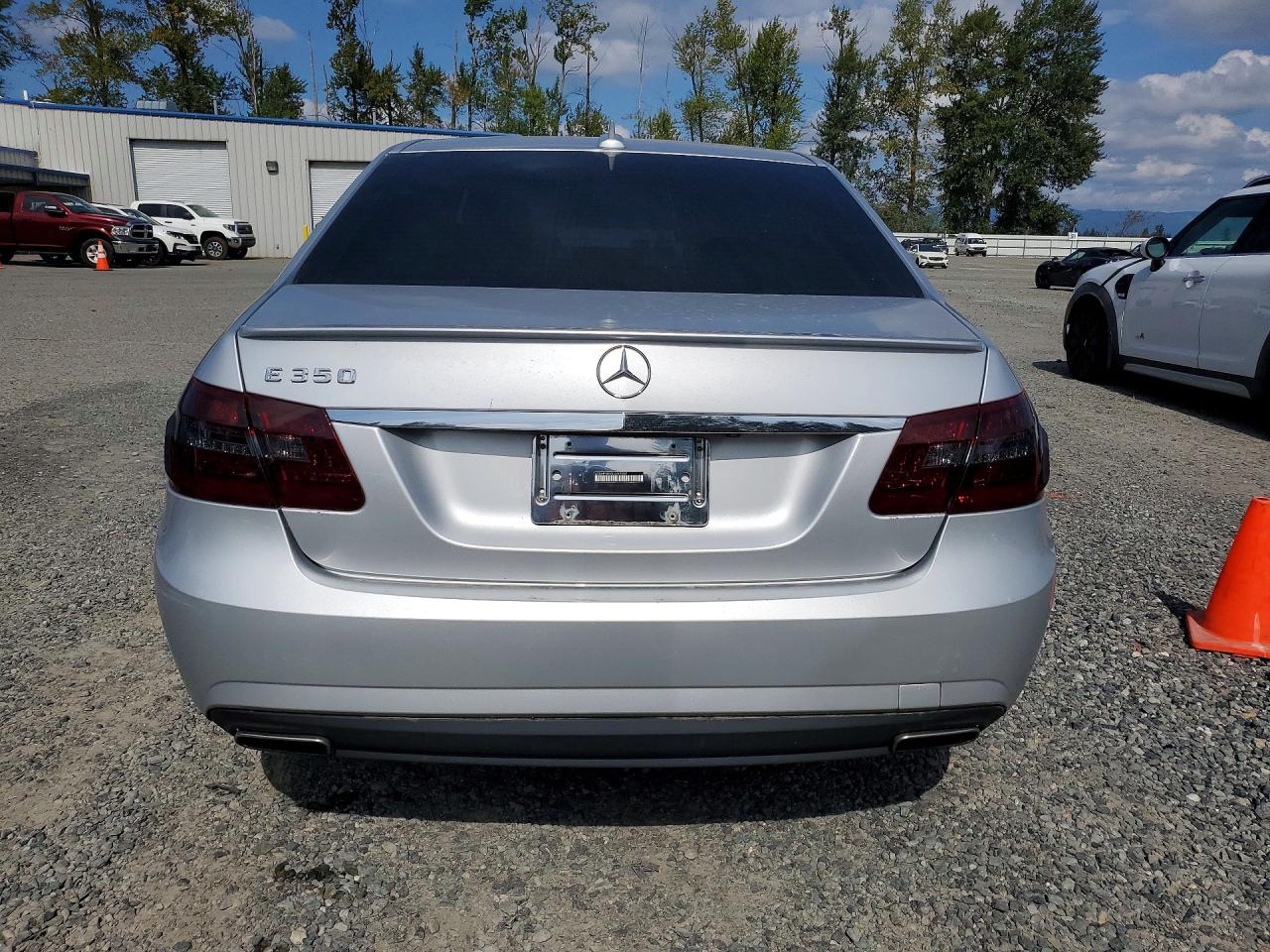 2012 Mercedes-benz E 350 Серебряный vin: WDDHF5KB0CA605881