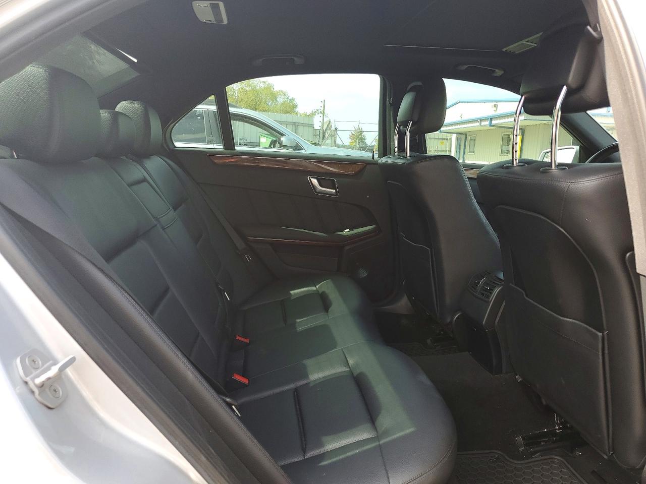 2012 Mercedes-benz E 350 Серебряный vin: WDDHF5KB0CA605881