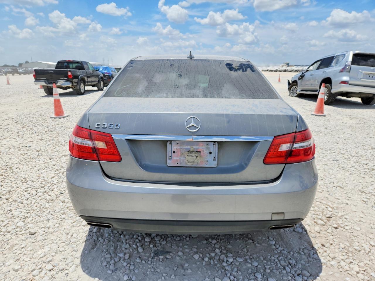 2013 Mercedes-benz E 350 Серый vin: WDDHF5KB0DA706548