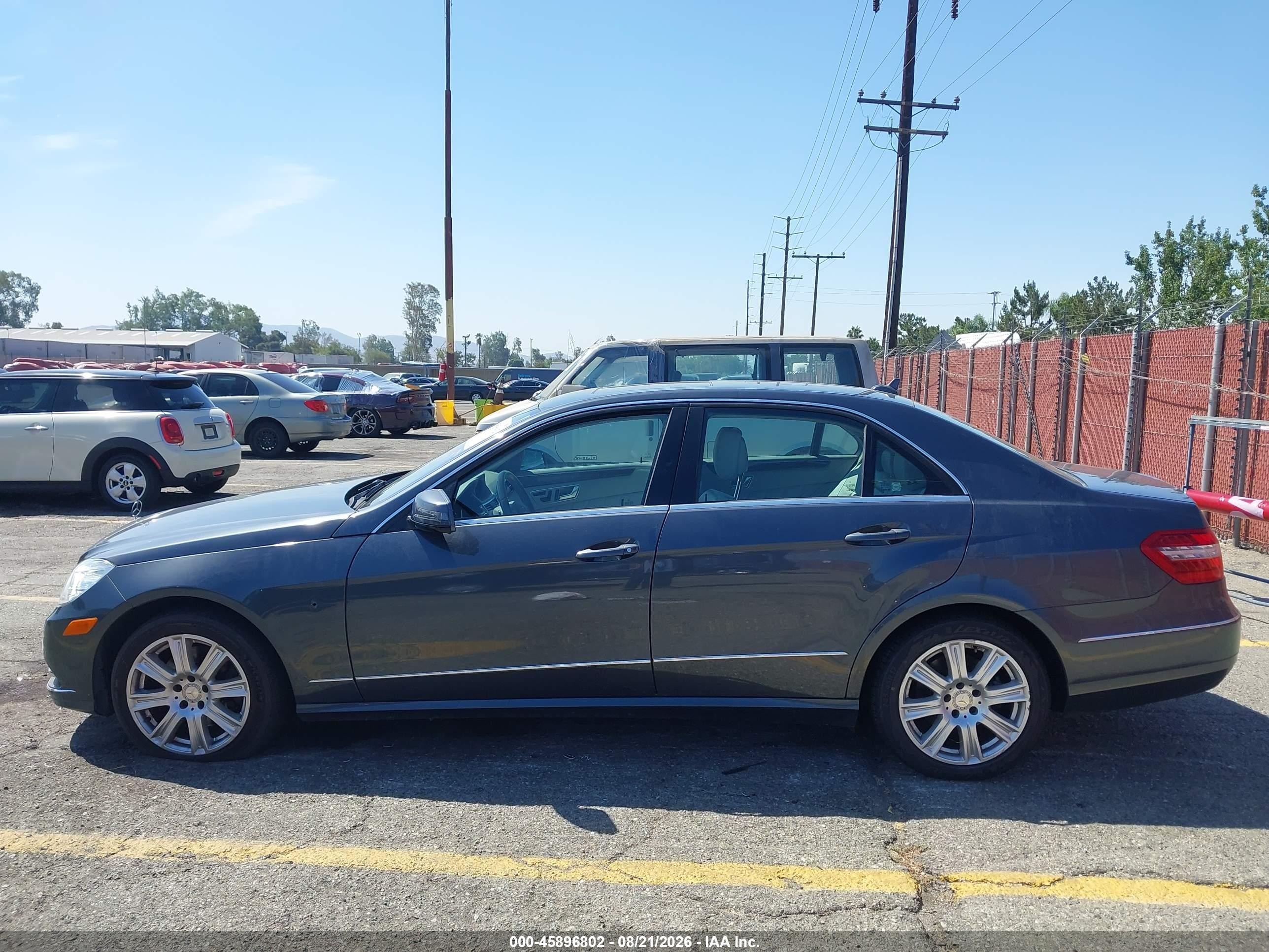 2013 Mercedes-benz E 350 Gray vin: WDDHF5KB0DA739209