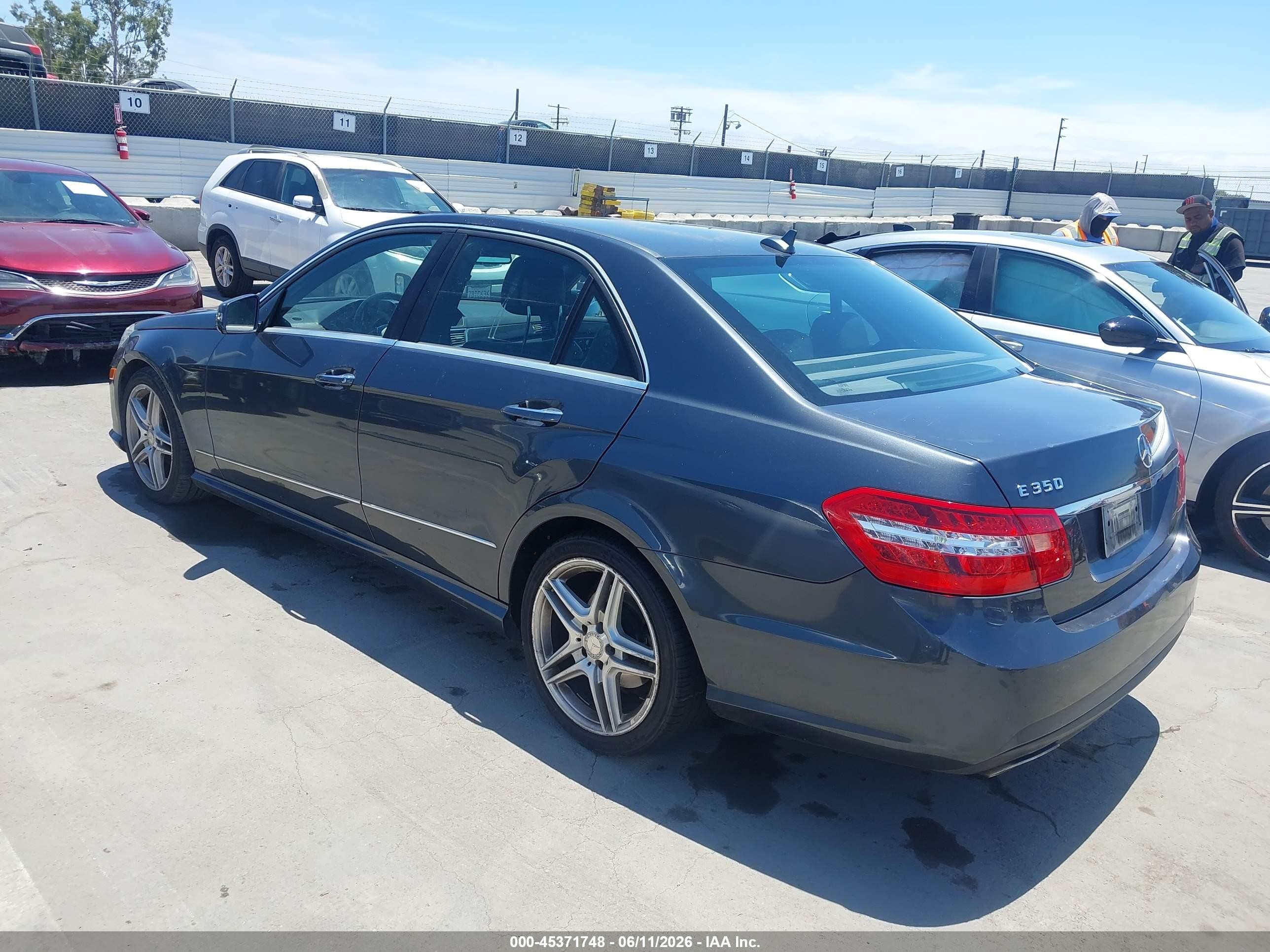 2013 Mercedes-benz E 350 Gray vin: WDDHF5KB0DA743695