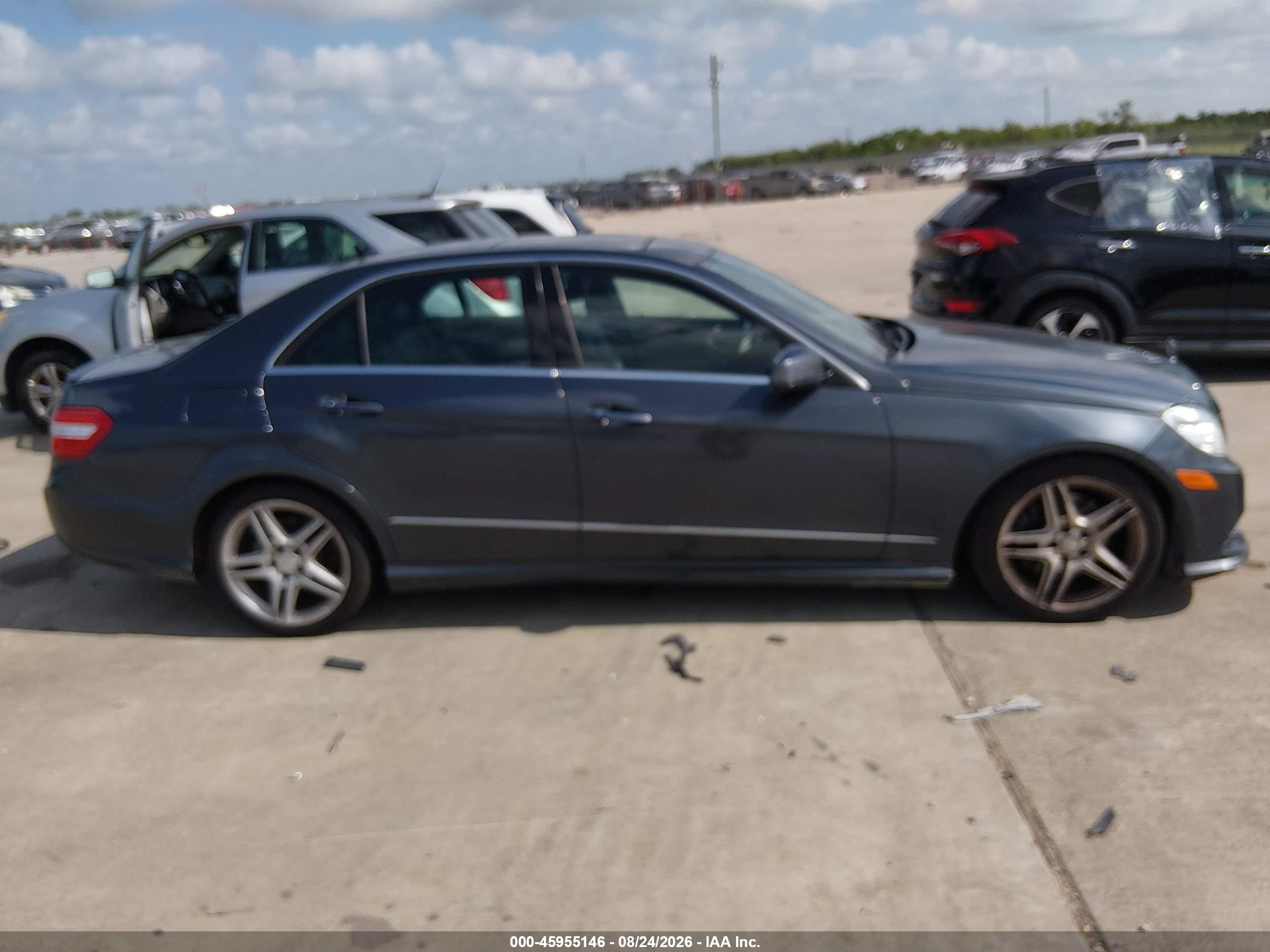 2013 Mercedes-benz E 350   Gray vin: WDDHF5KB0DA746404
