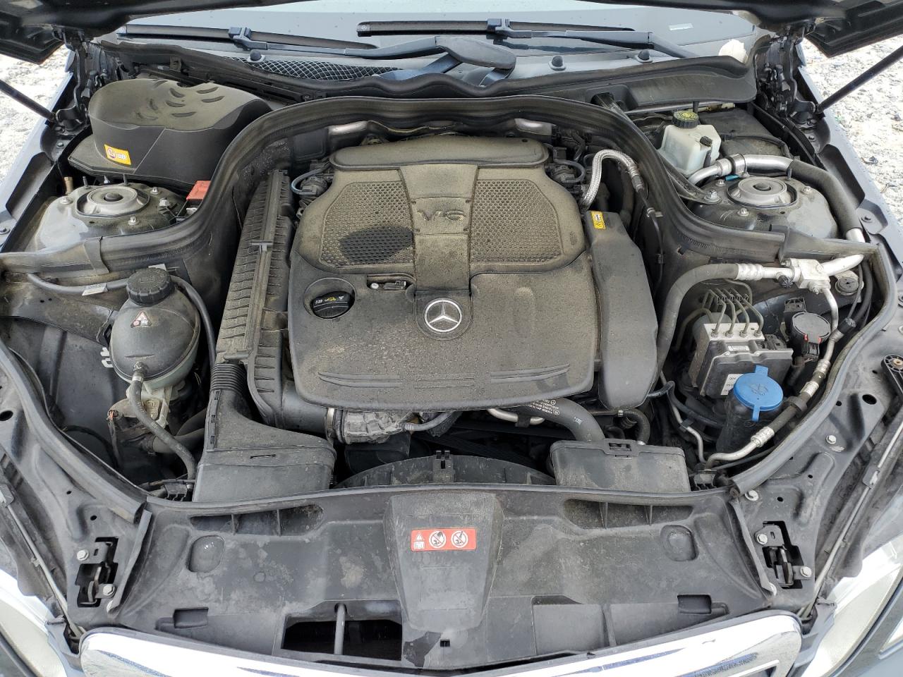 2013 Mercedes-benz E 350   Charcoal vin: WDDHF5KB0DA754471
