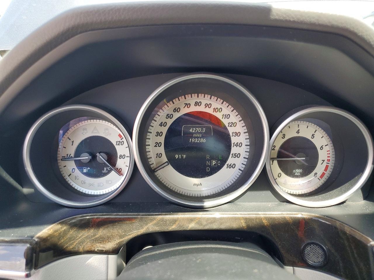 2014 Mercedes-benz E 350 Серый vin: WDDHF5KB0EA777413
