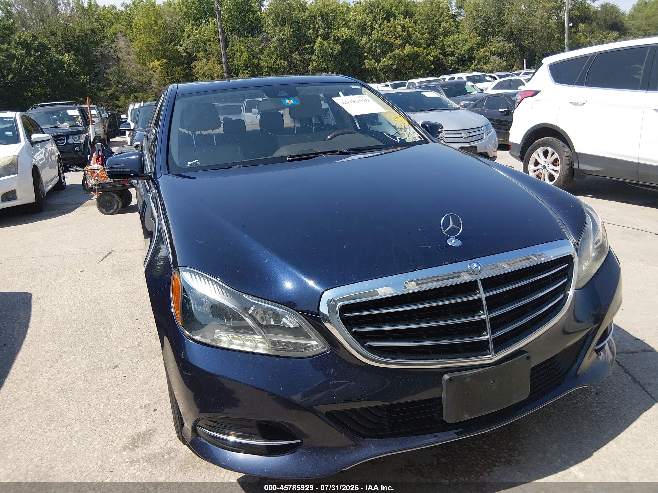 2014 Mercedes-benz E 350   Blue vin: WDDHF5KB0EA781266