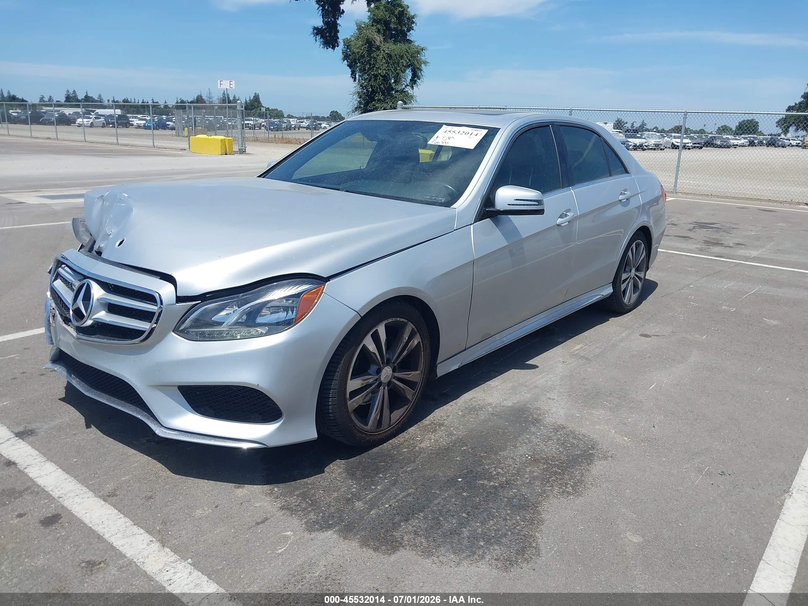 2014 Mercedes-benz E 350   Silver vin: WDDHF5KB0EA781526