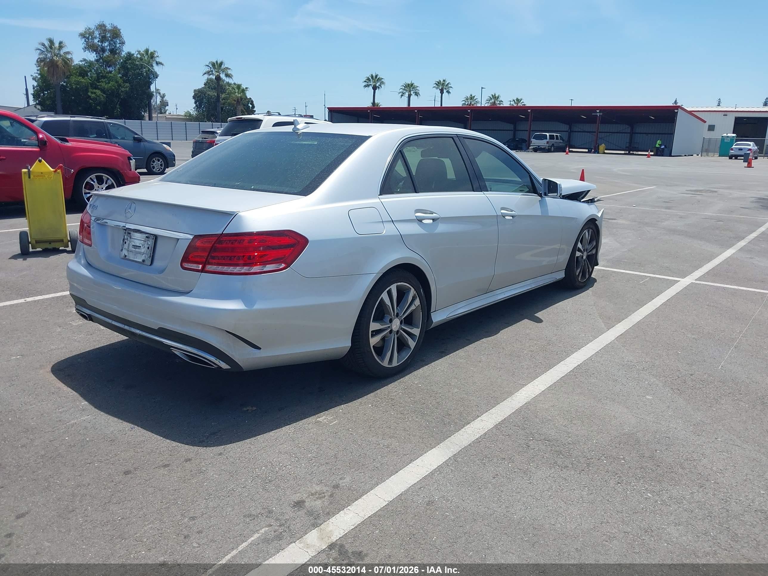 2014 Mercedes-benz E 350   Silver vin: WDDHF5KB0EA781526