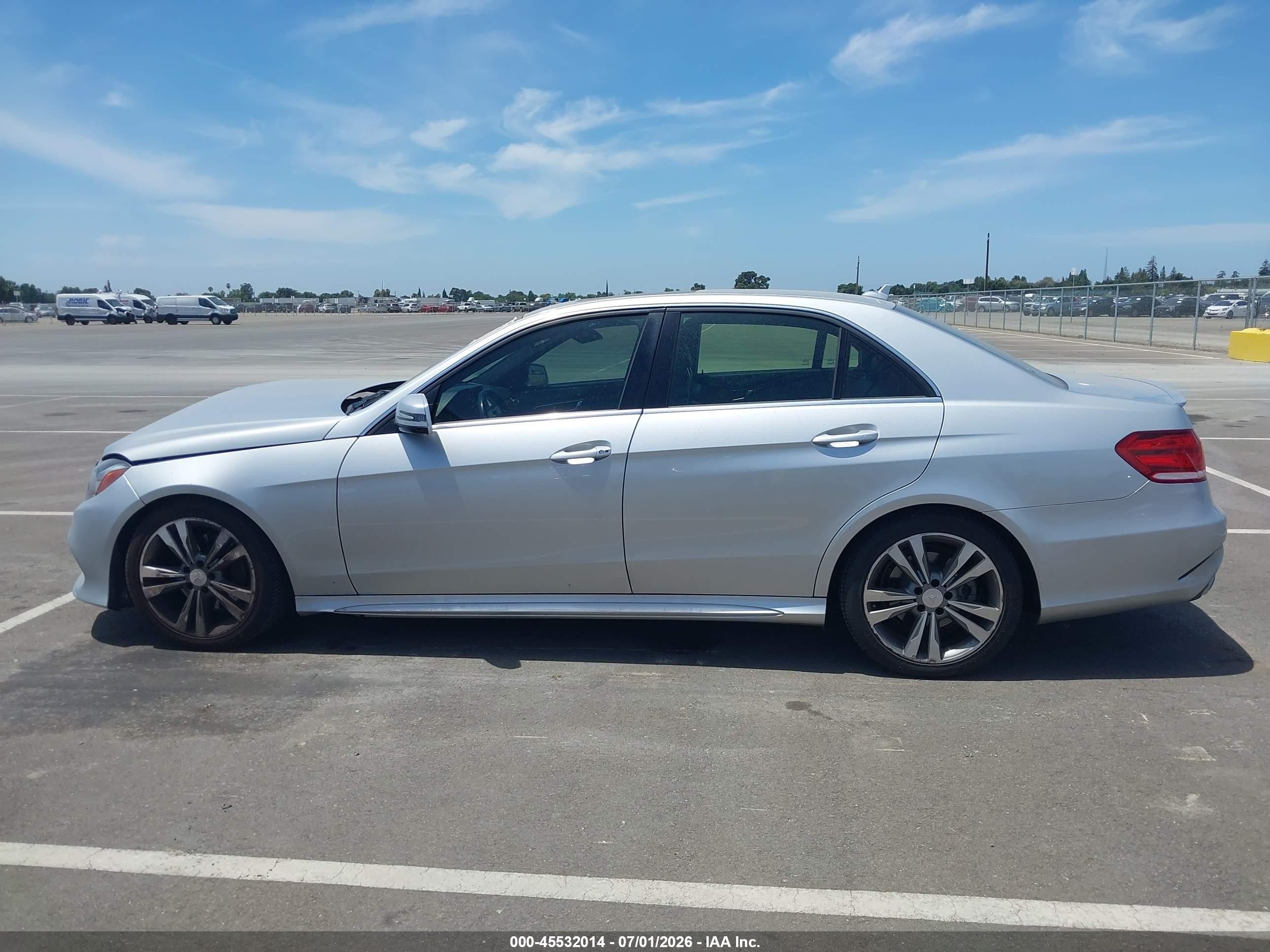 2014 Mercedes-benz E 350   Silver vin: WDDHF5KB0EA781526