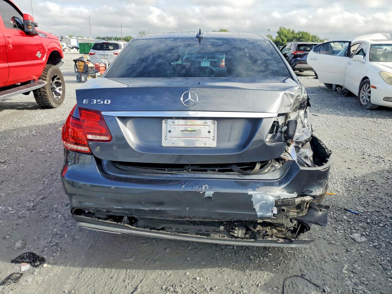 2014 Mercedes-benz E 350 Gray vin: WDDHF5KB0EA840073