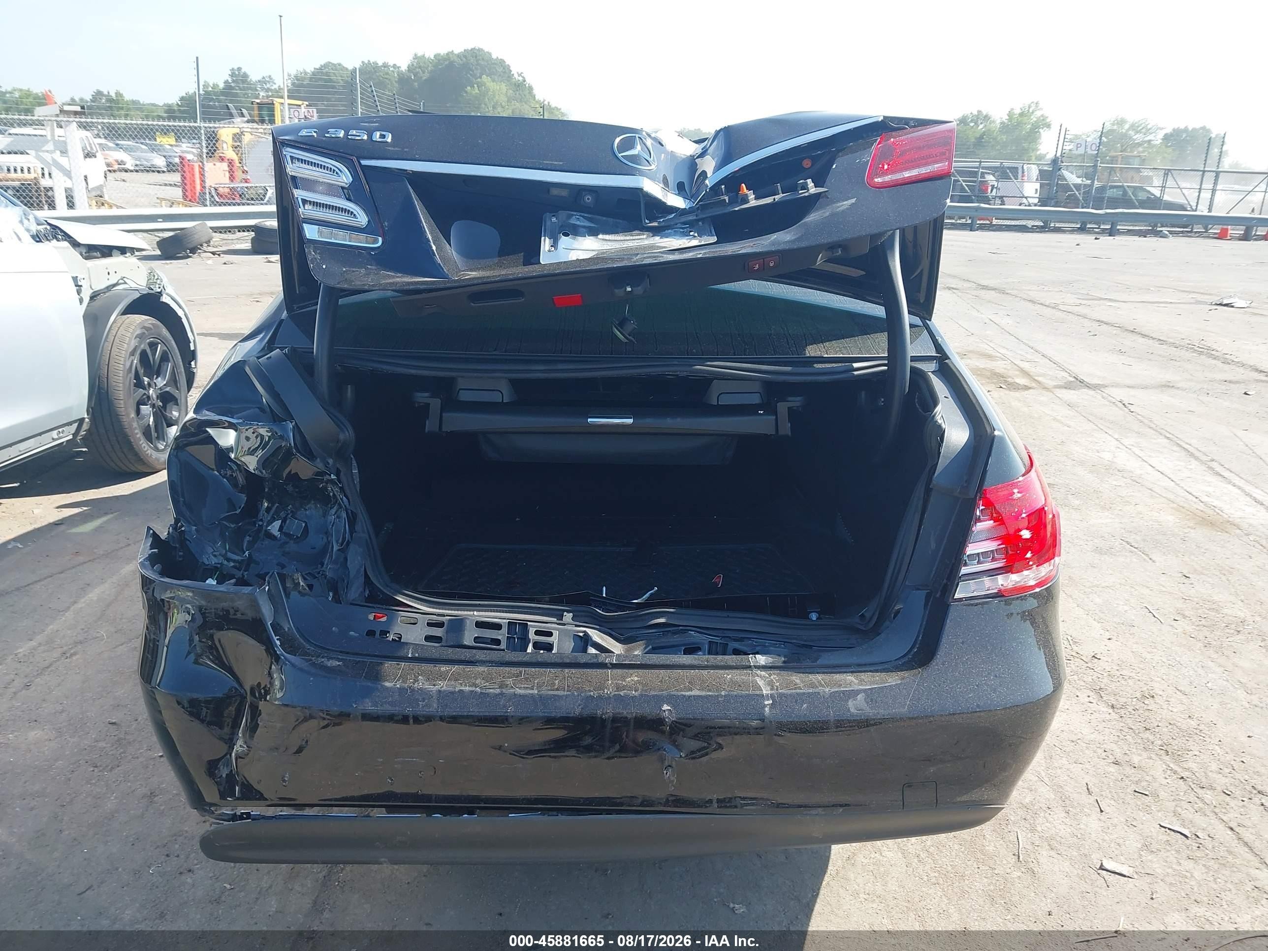 2014 Mercedes-benz E 350   Черный vin: WDDHF5KB0EA908176