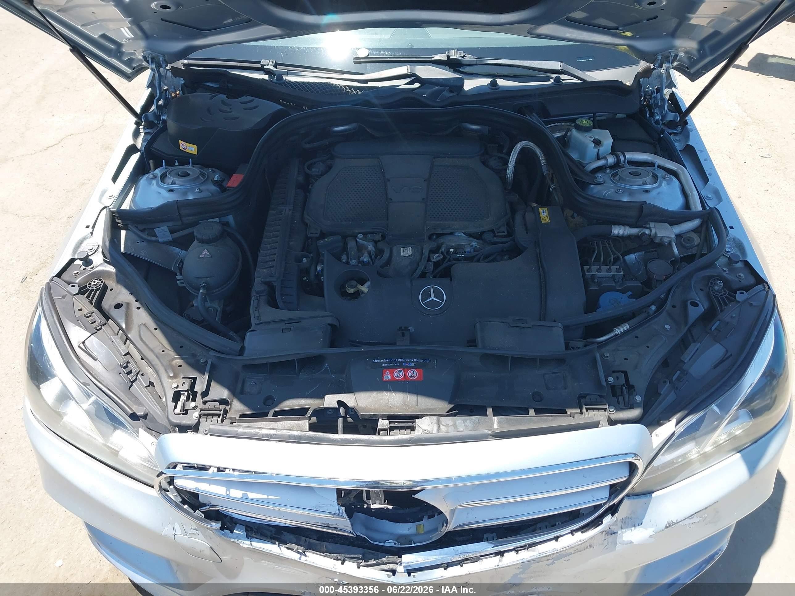 2014 Mercedes-benz E 350 Silver vin: WDDHF5KB0EA922434