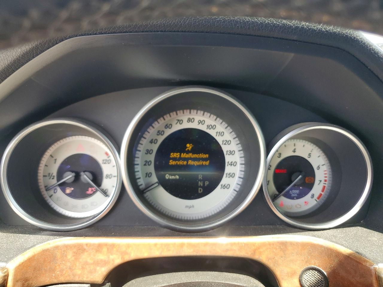 2014 Mercedes-benz E 350 Черный vin: WDDHF5KB0EA961718