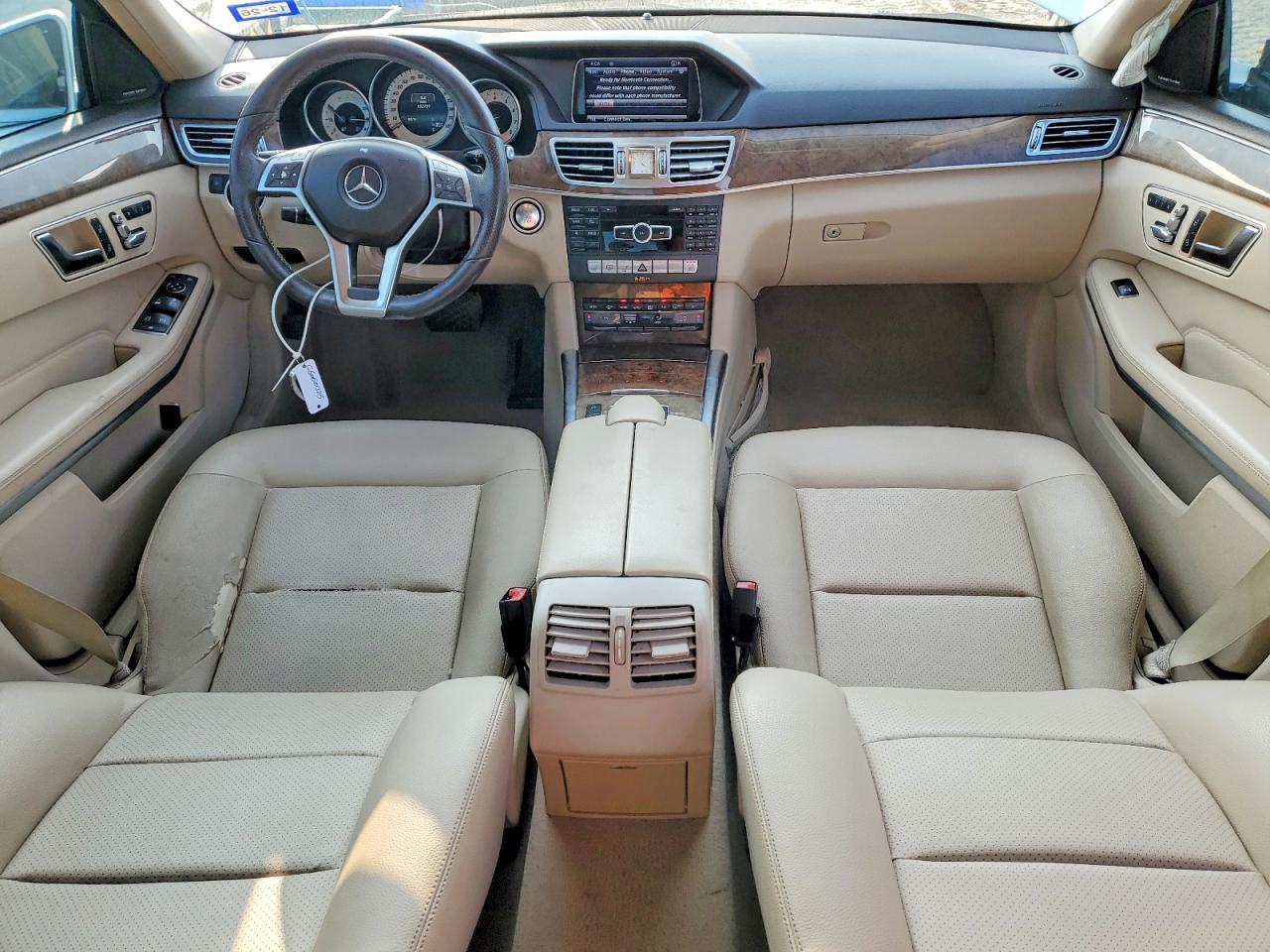 2014 Mercedes-benz E 350 White vin: WDDHF5KB0EA980804