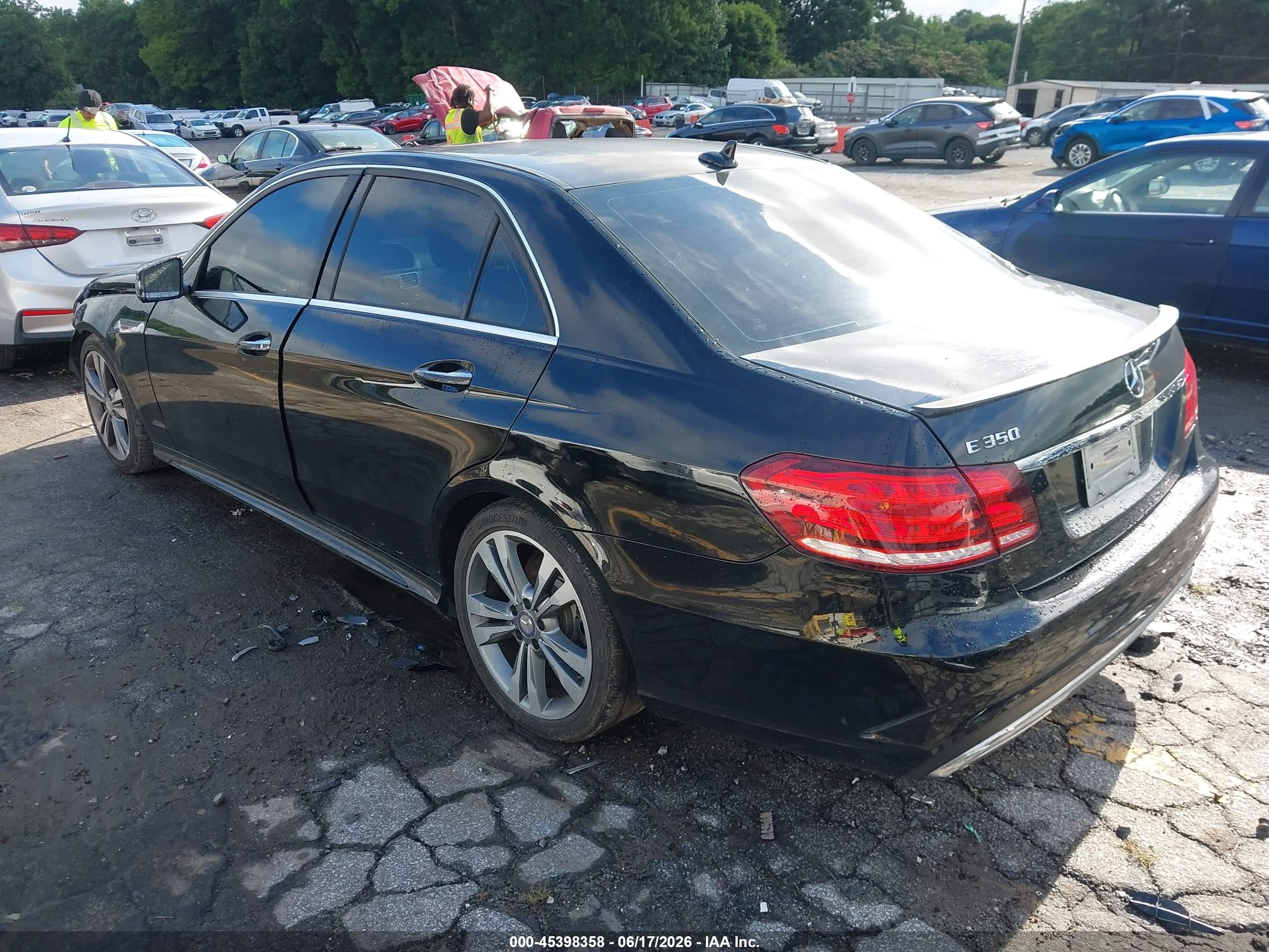 2014 Mercedes-benz E 350   Черный vin: WDDHF5KB0EB022790