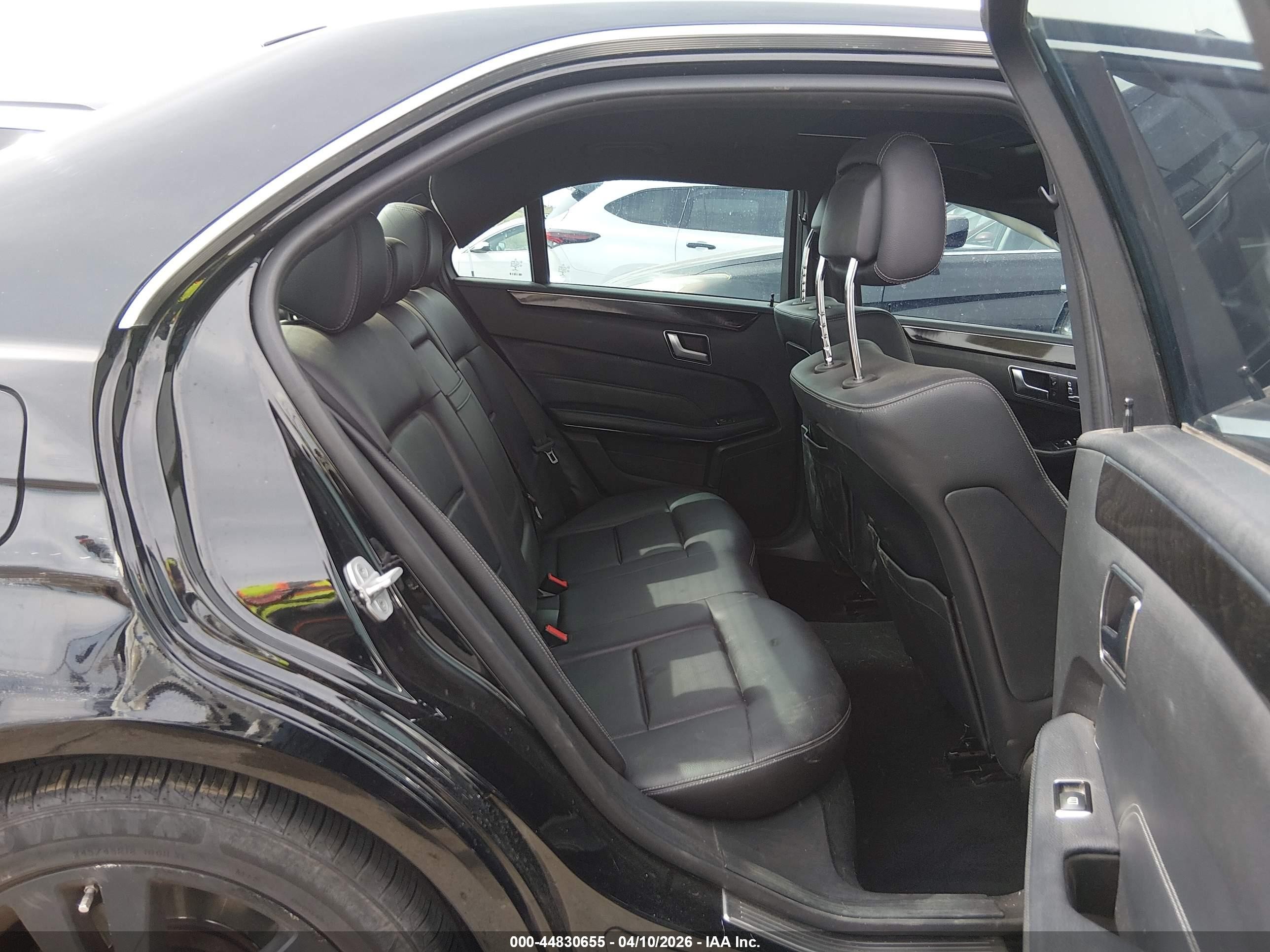 2014 Mercedes-benz E 350   Black vin: WDDHF5KB0EB028380