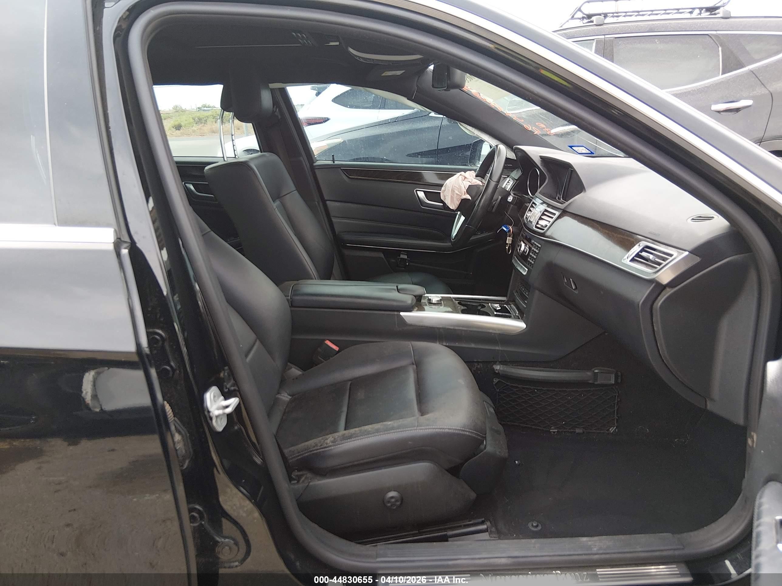 2014 Mercedes-benz E 350   Black vin: WDDHF5KB0EB028380