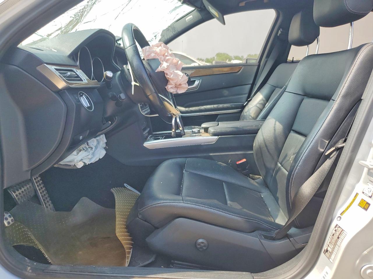 2014 Mercedes-benz E 350 Silver vin: WDDHF5KB0EB040240