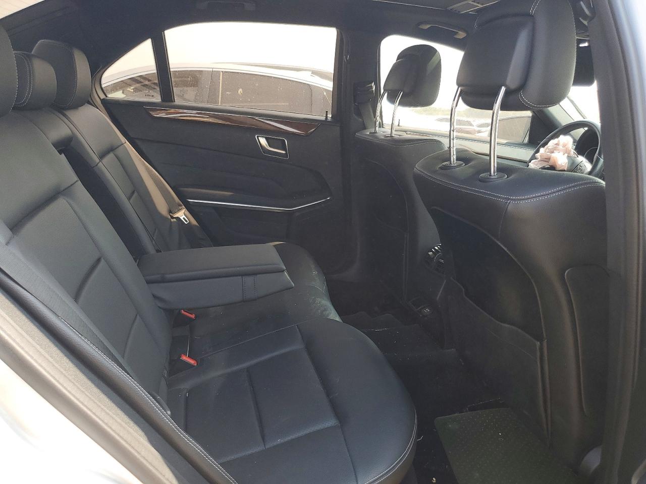 2014 Mercedes-benz E 350 Silver vin: WDDHF5KB0EB040240