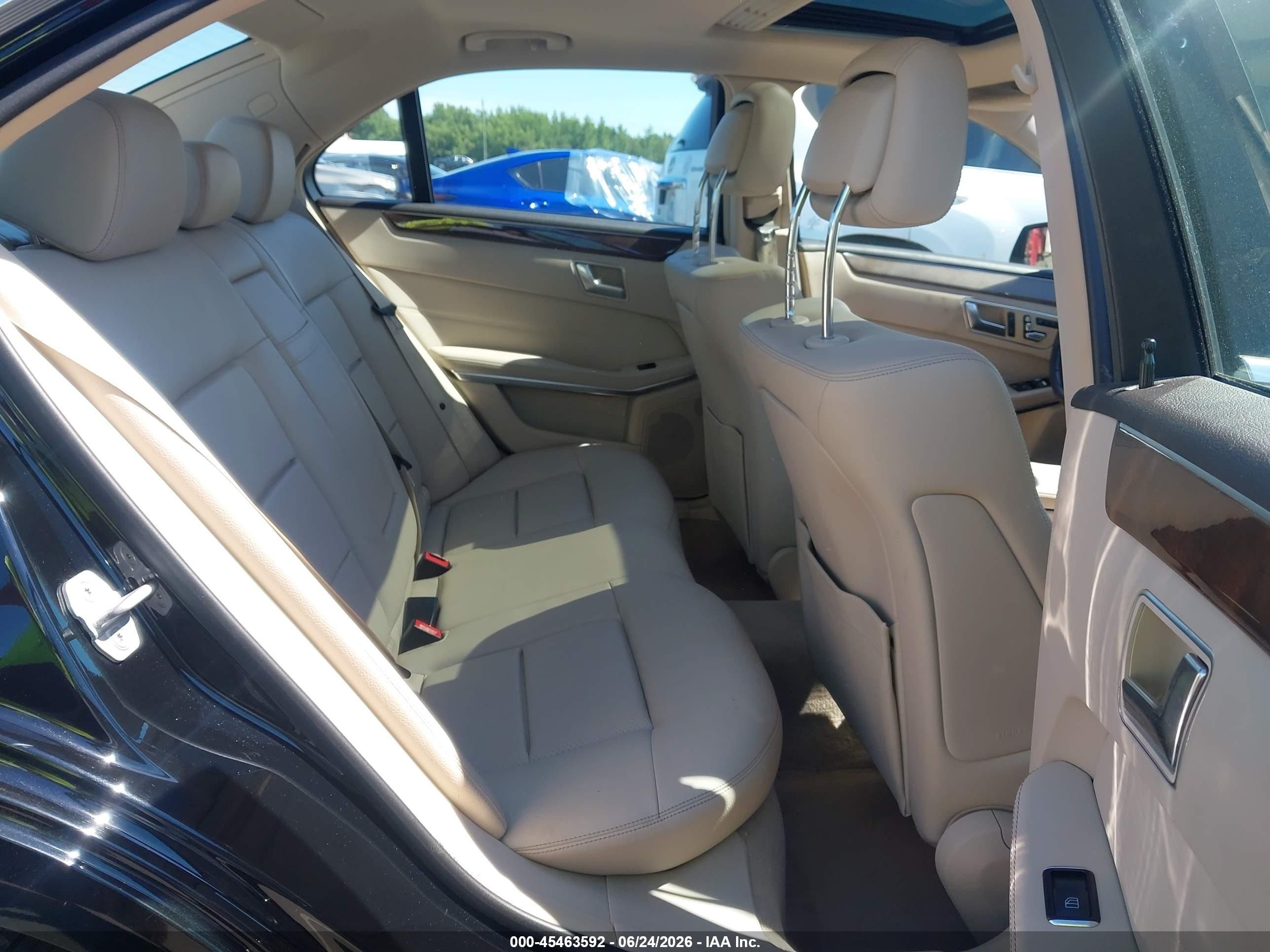 2014 Mercedes-benz E 350 Black vin: WDDHF5KB0EB075439