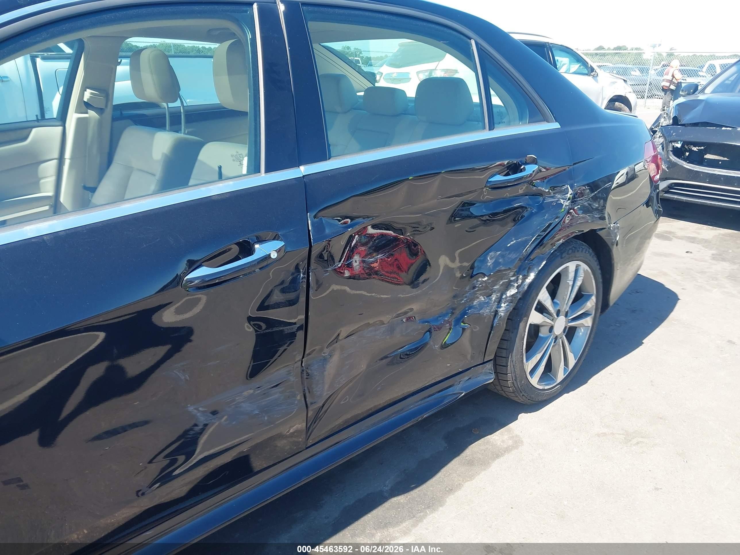 2014 Mercedes-benz E 350 Black vin: WDDHF5KB0EB075439