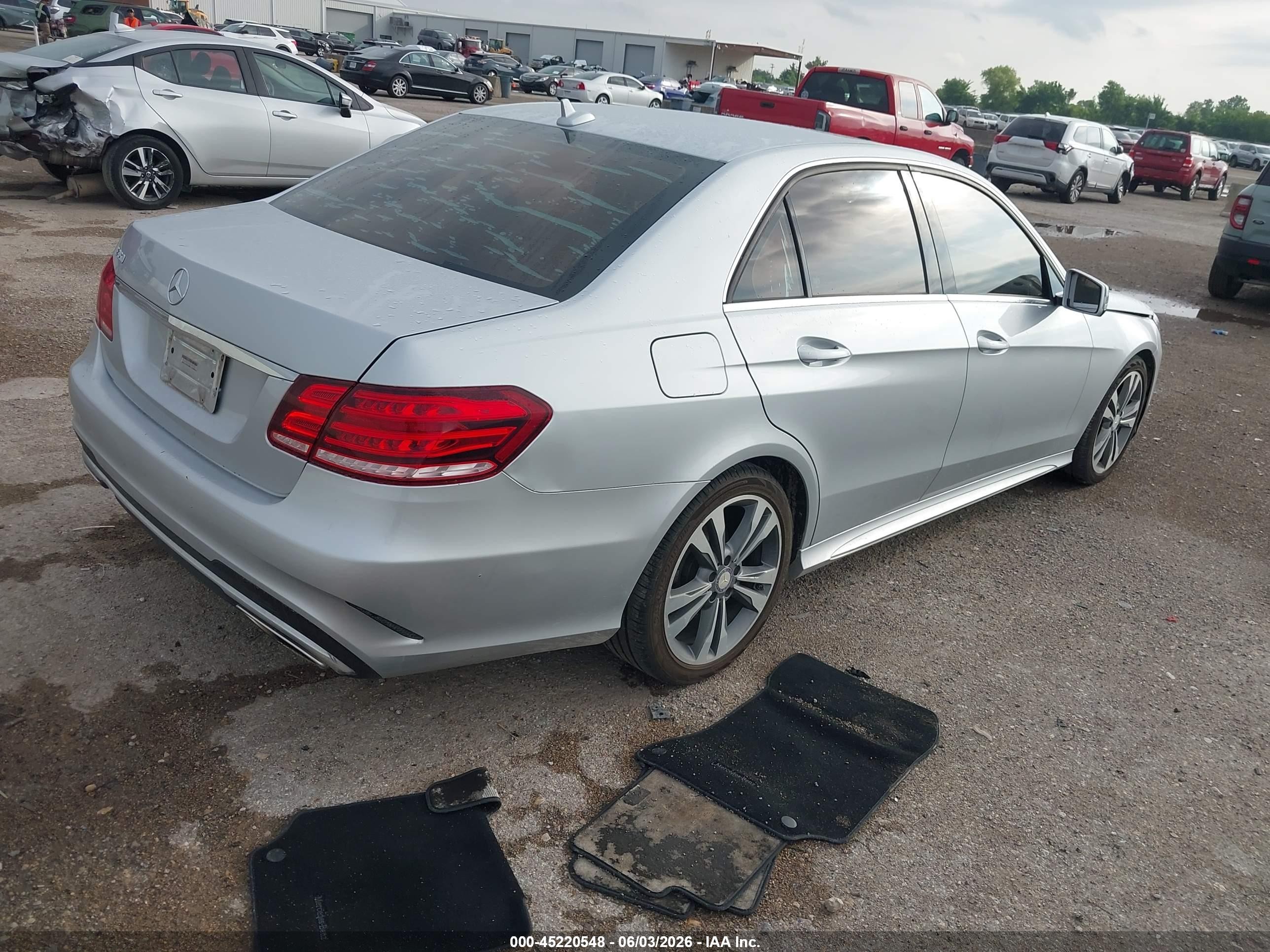 2015 Mercedes-benz E 350   Silver vin: WDDHF5KB0FB083736