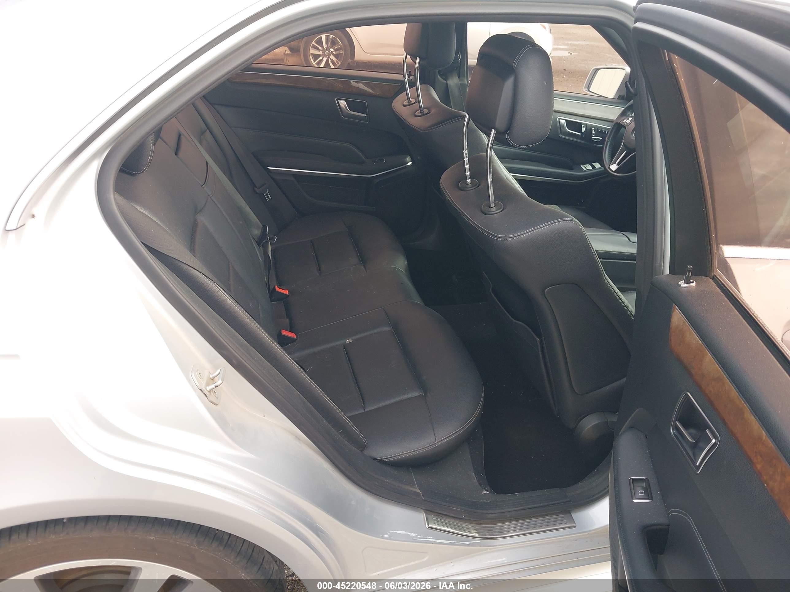 2015 Mercedes-benz E 350   Silver vin: WDDHF5KB0FB083736