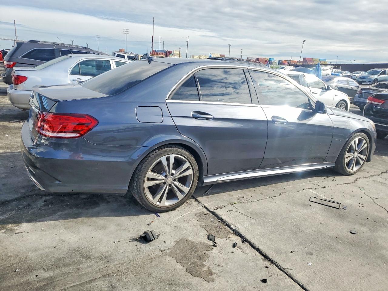 2015 Mercedes-benz E 350 Gray vin: WDDHF5KB0FB091352