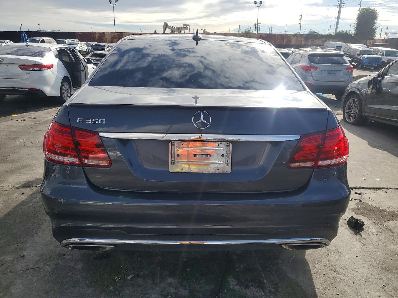 2015 Mercedes-benz E 350 Gray vin: WDDHF5KB0FB091352