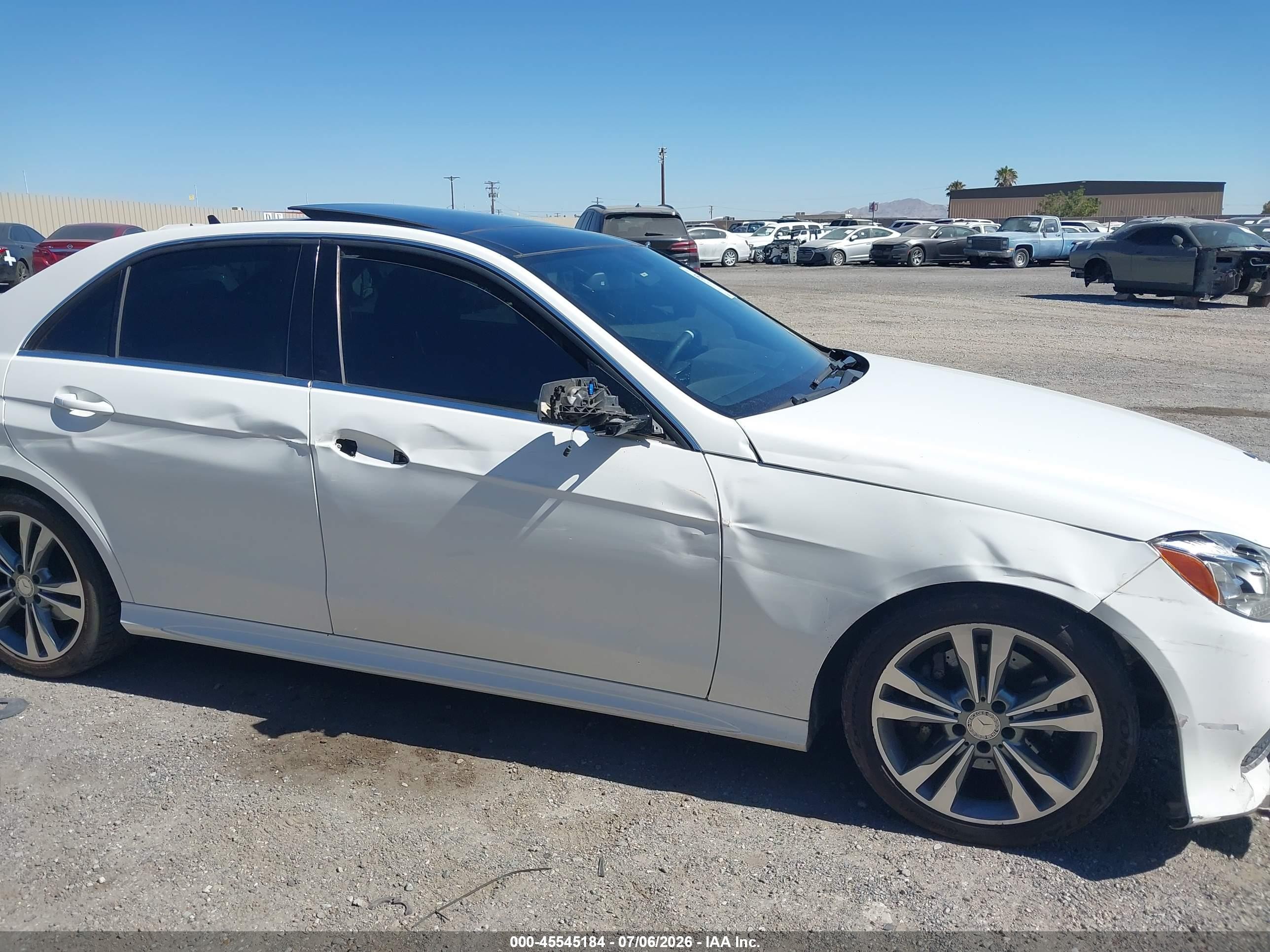 2015 Mercedes-benz E 350   Белый vin: WDDHF5KB0FB111857