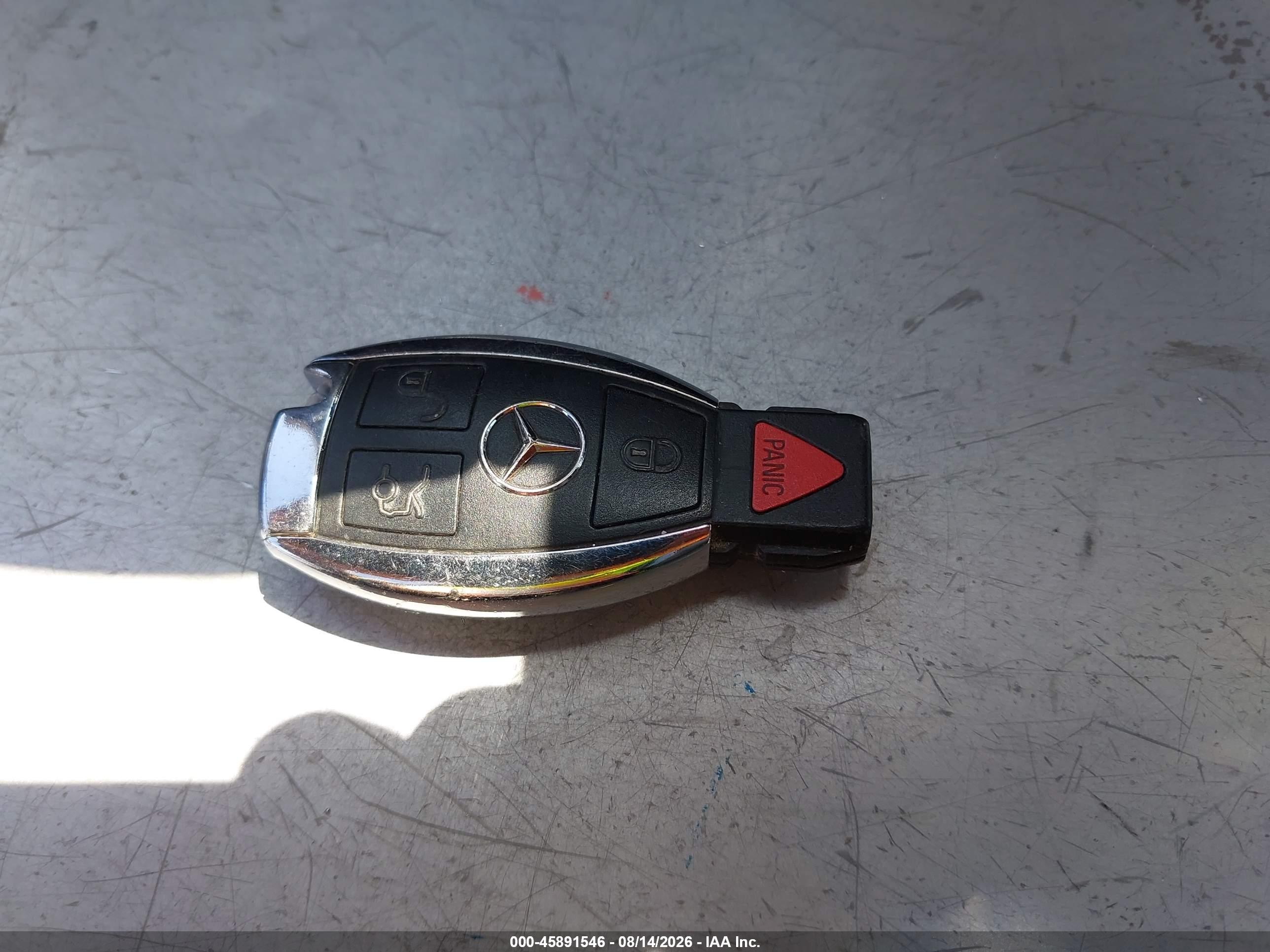2015 Mercedes-benz E 350   Black vin: WDDHF5KB0FB154627