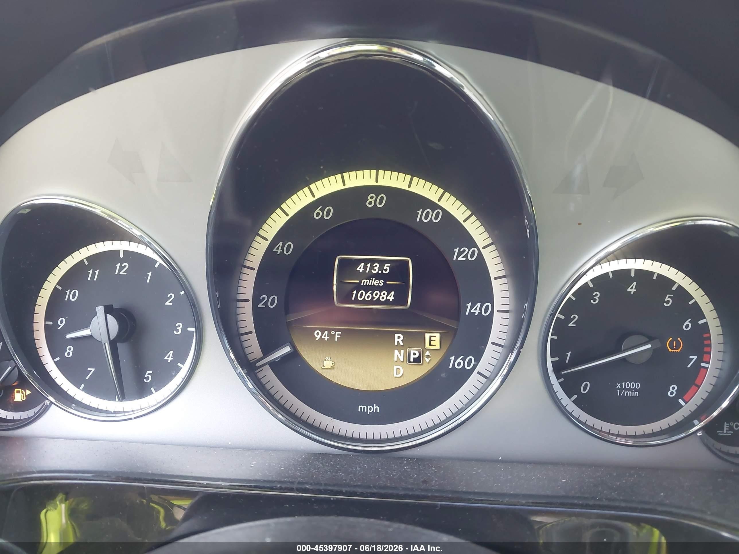 2012 Mercedes-benz E 350   Blue vin: WDDHF5KB1CA524274