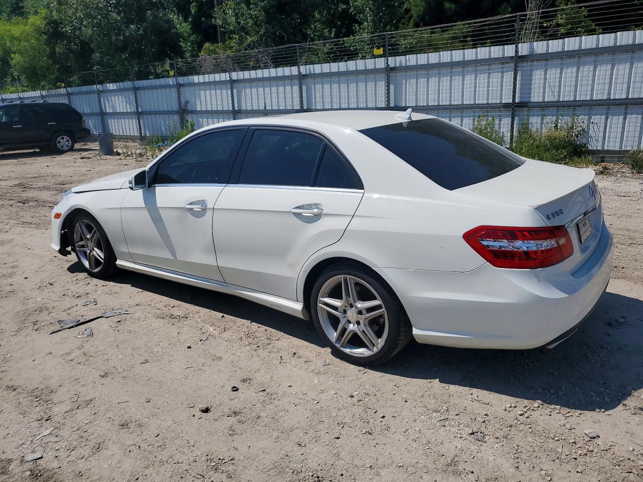 2012 Mercedes-benz E 350 Белый vin: WDDHF5KB1CA527210