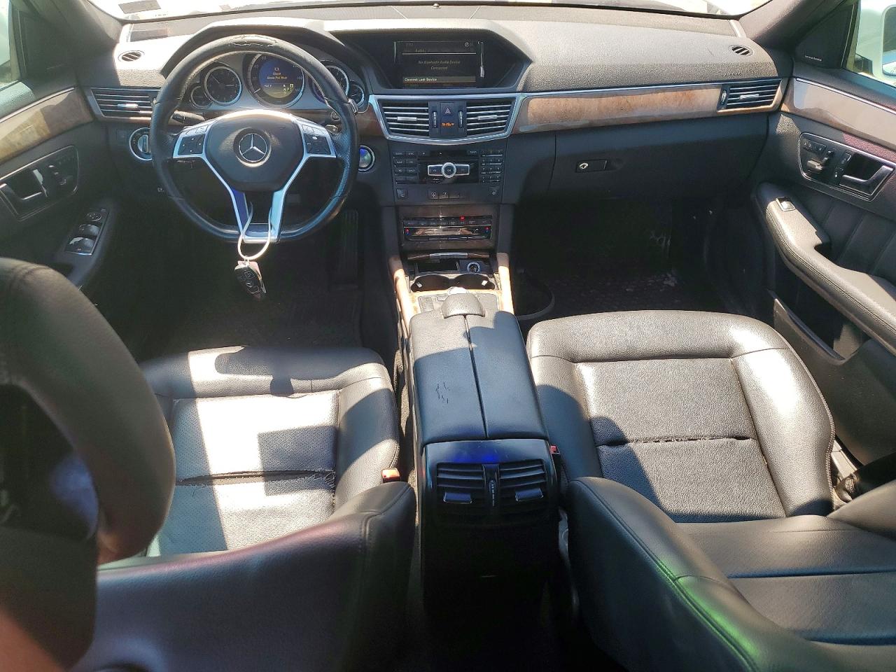 2012 Mercedes-benz E 350 Белый vin: WDDHF5KB1CA527210