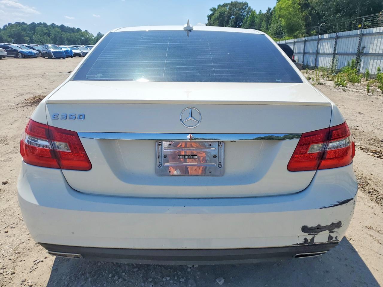 2012 Mercedes-benz E 350 Белый vin: WDDHF5KB1CA527210