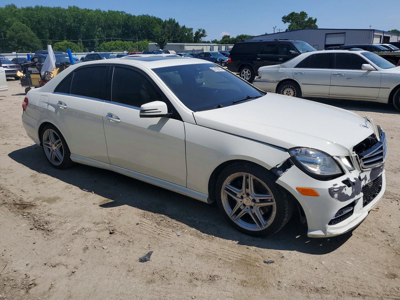 2012 Mercedes-benz E 350 Белый vin: WDDHF5KB1CA527210