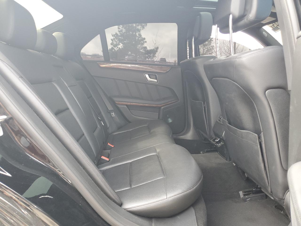 2012 Mercedes-benz E 350 Black vin: WDDHF5KB1CA579128