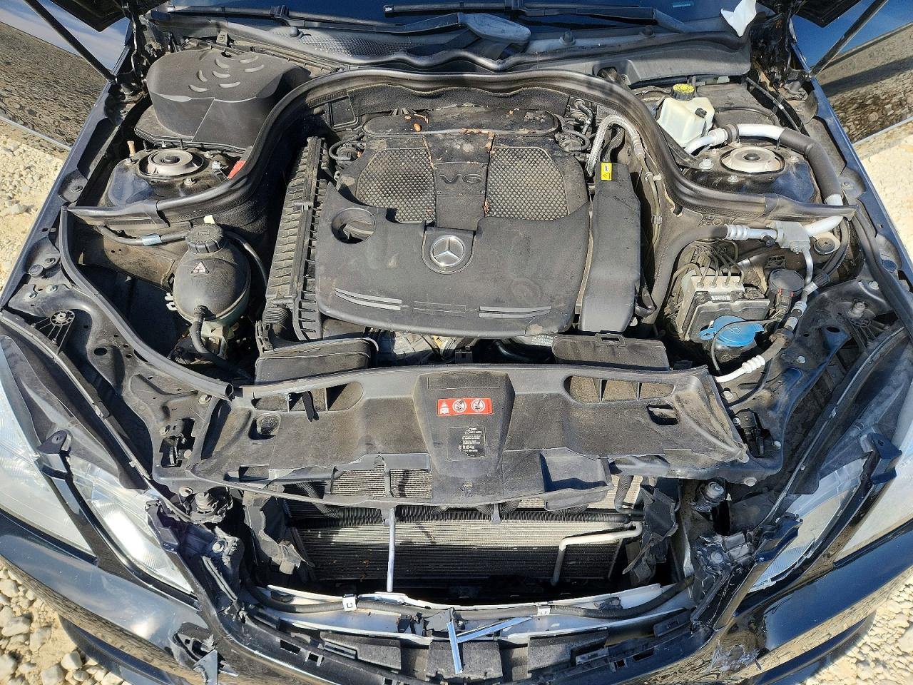 2012 Mercedes-benz E 350 Black vin: WDDHF5KB1CA603296