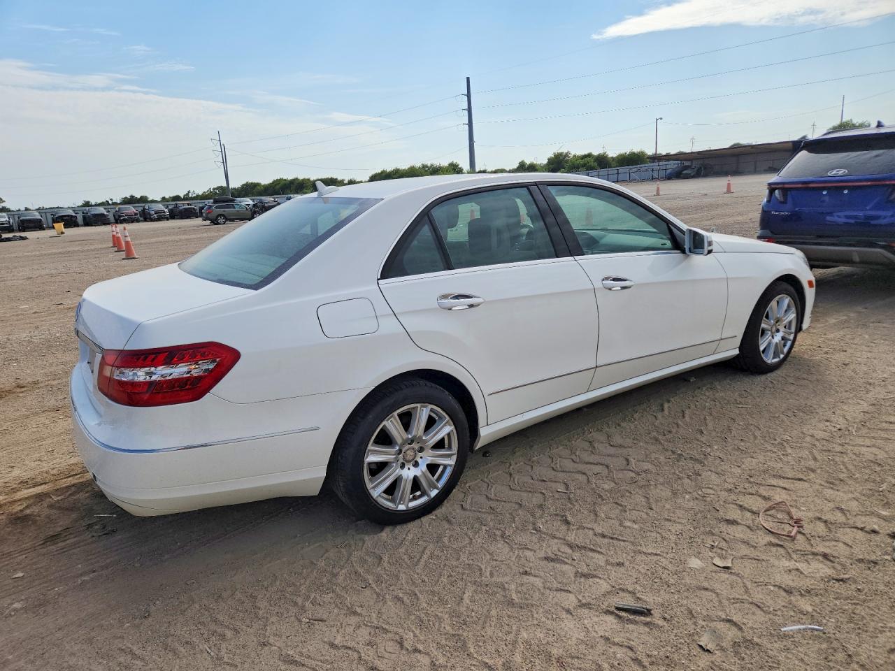 2013 Mercedes-benz E 350 Белый vin: WDDHF5KB1DA673043