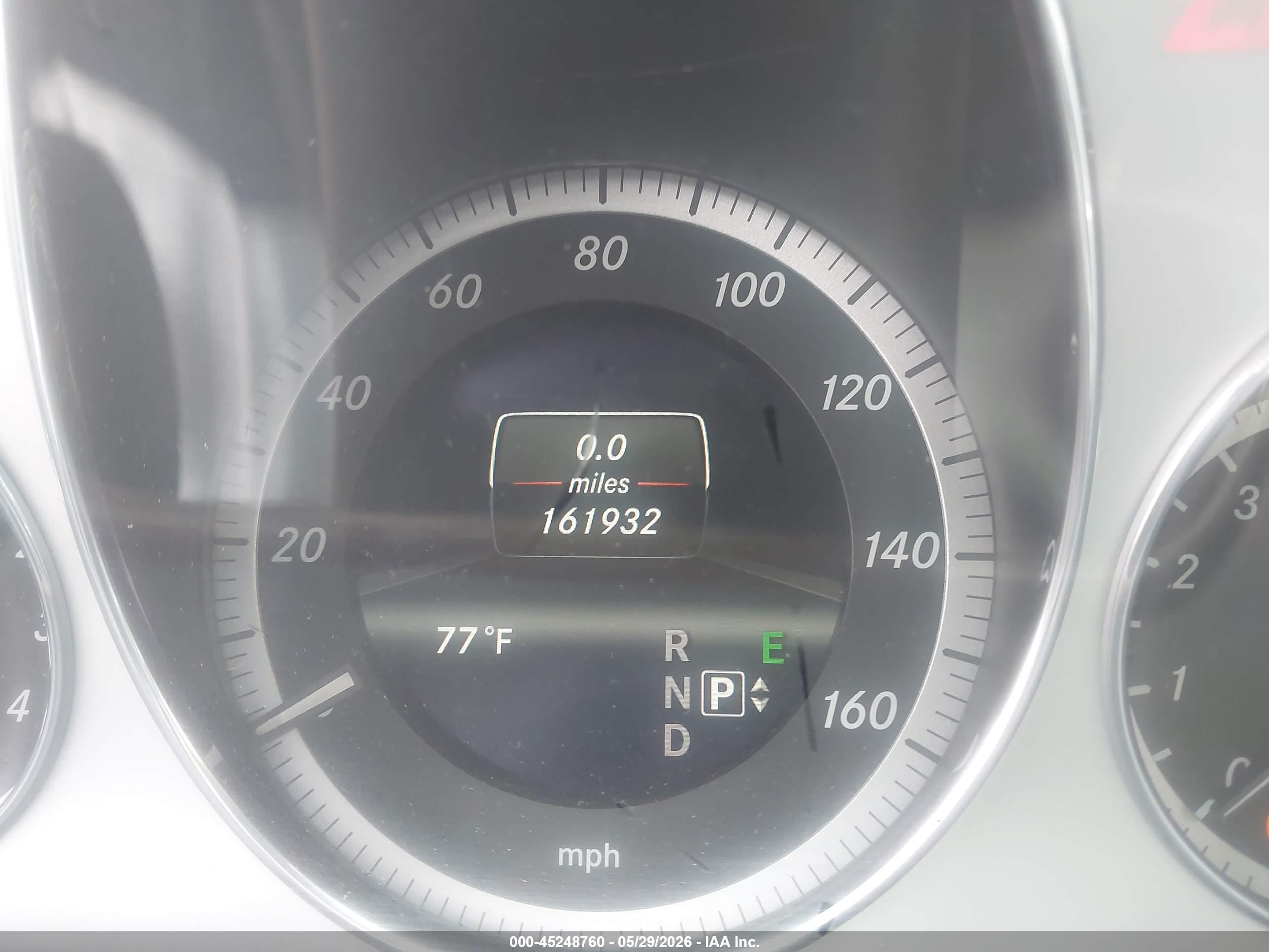 2013 Mercedes-benz E 350   Black vin: WDDHF5KB1DA682325