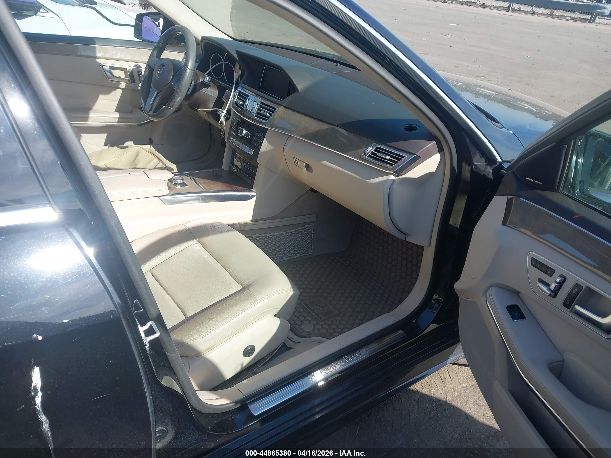 2014 Mercedes-benz E 350   Black vin: WDDHF5KB1EA780093