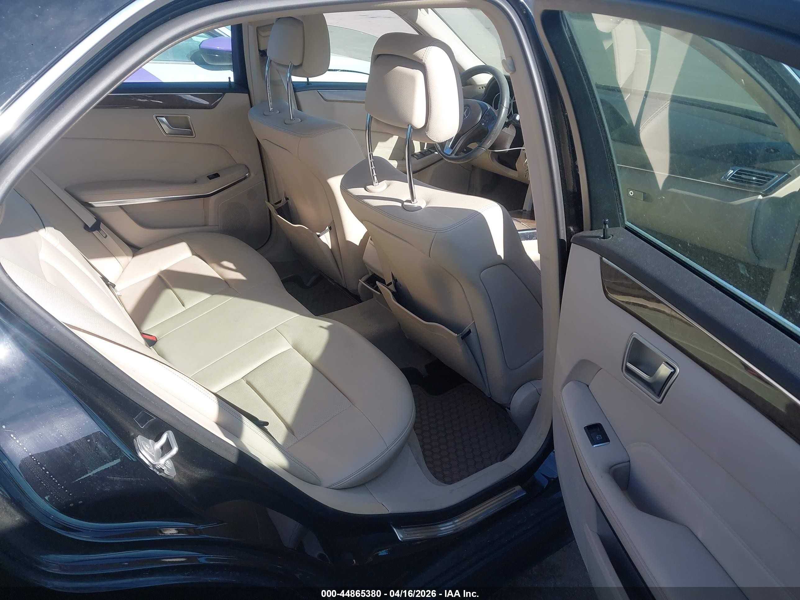 2014 Mercedes-benz E 350   Black vin: WDDHF5KB1EA780093
