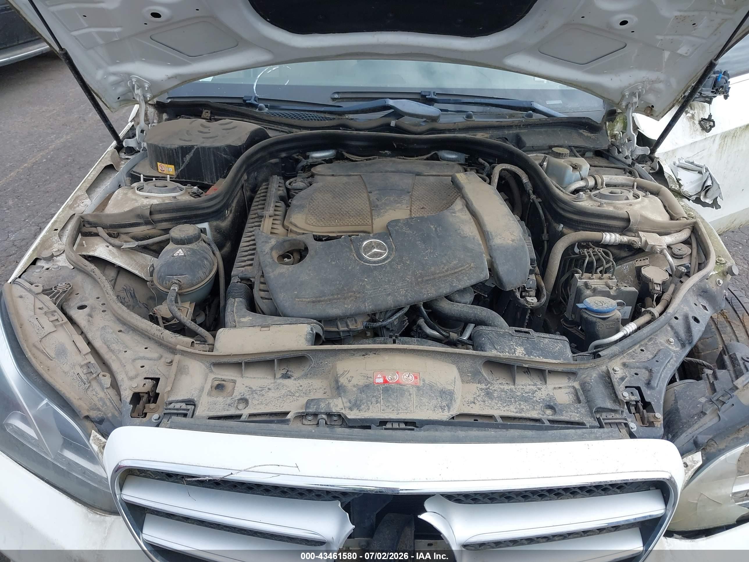 2014 Mercedes-benz E 350   White vin: WDDHF5KB1EA796357