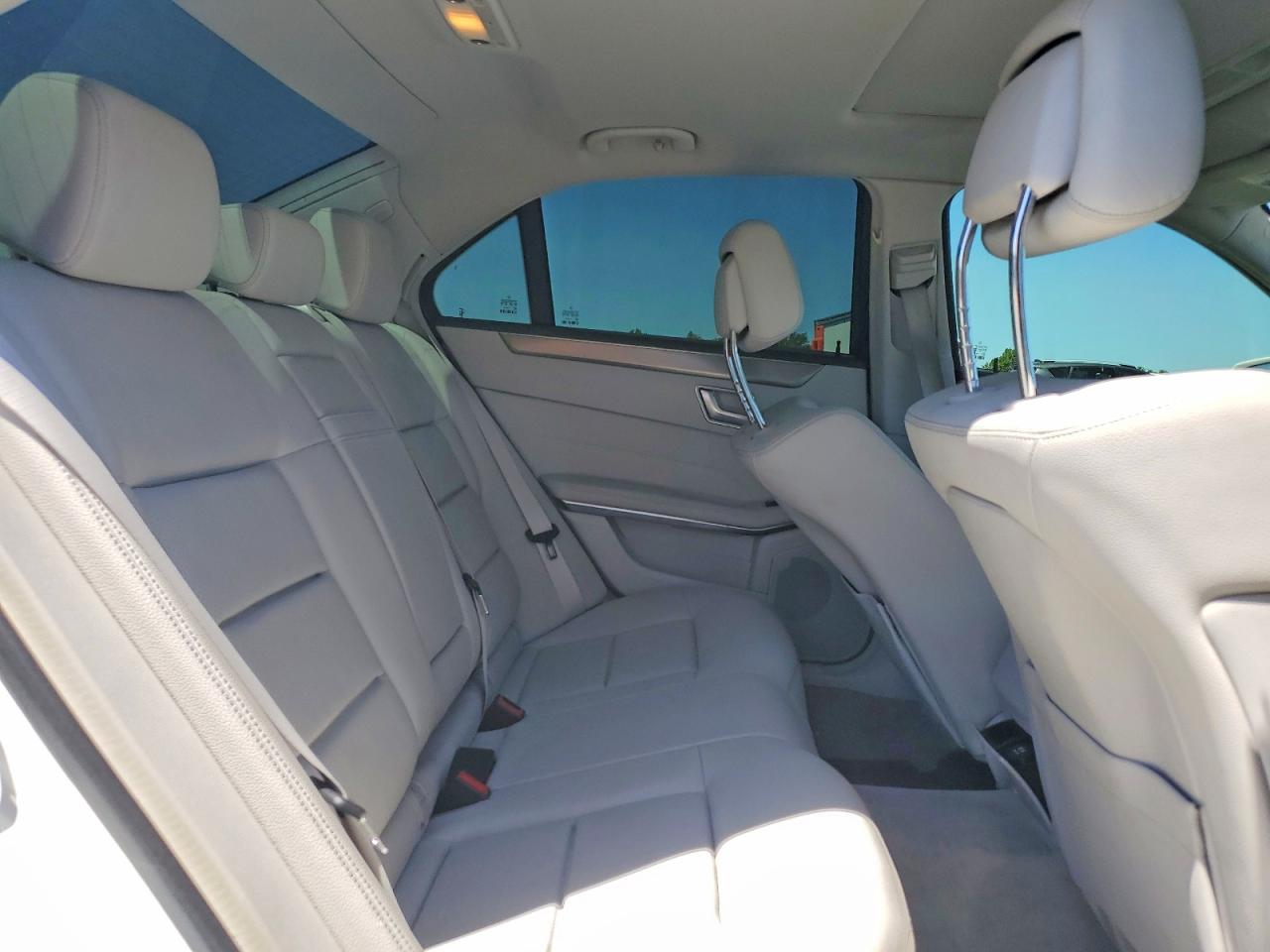 2014 Mercedes-benz E 350 Белый vin: WDDHF5KB1EA846254
