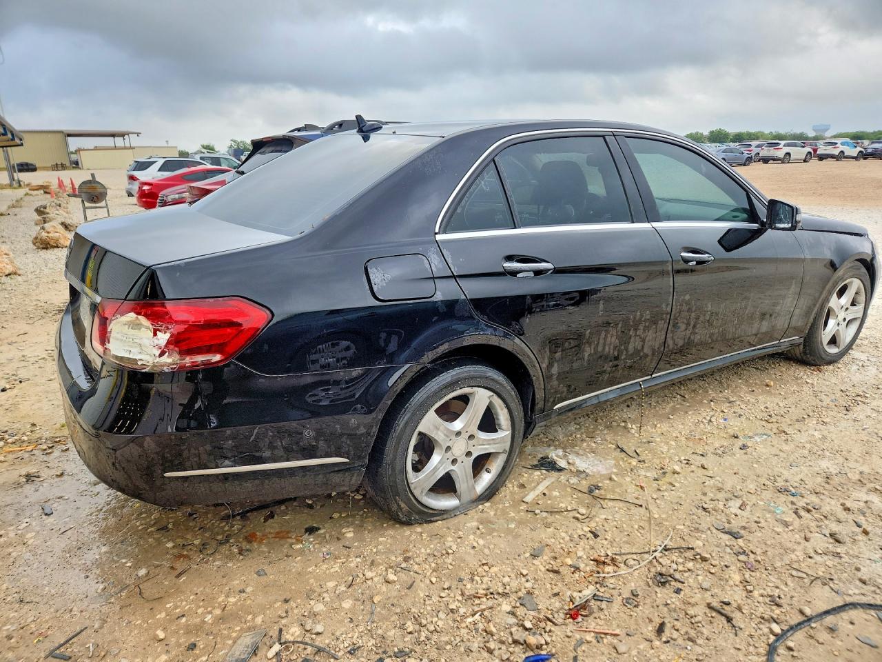 2014 Mercedes-benz E 350 Black vin: WDDHF5KB1EA849798